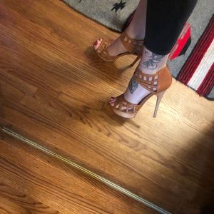 Tan heels